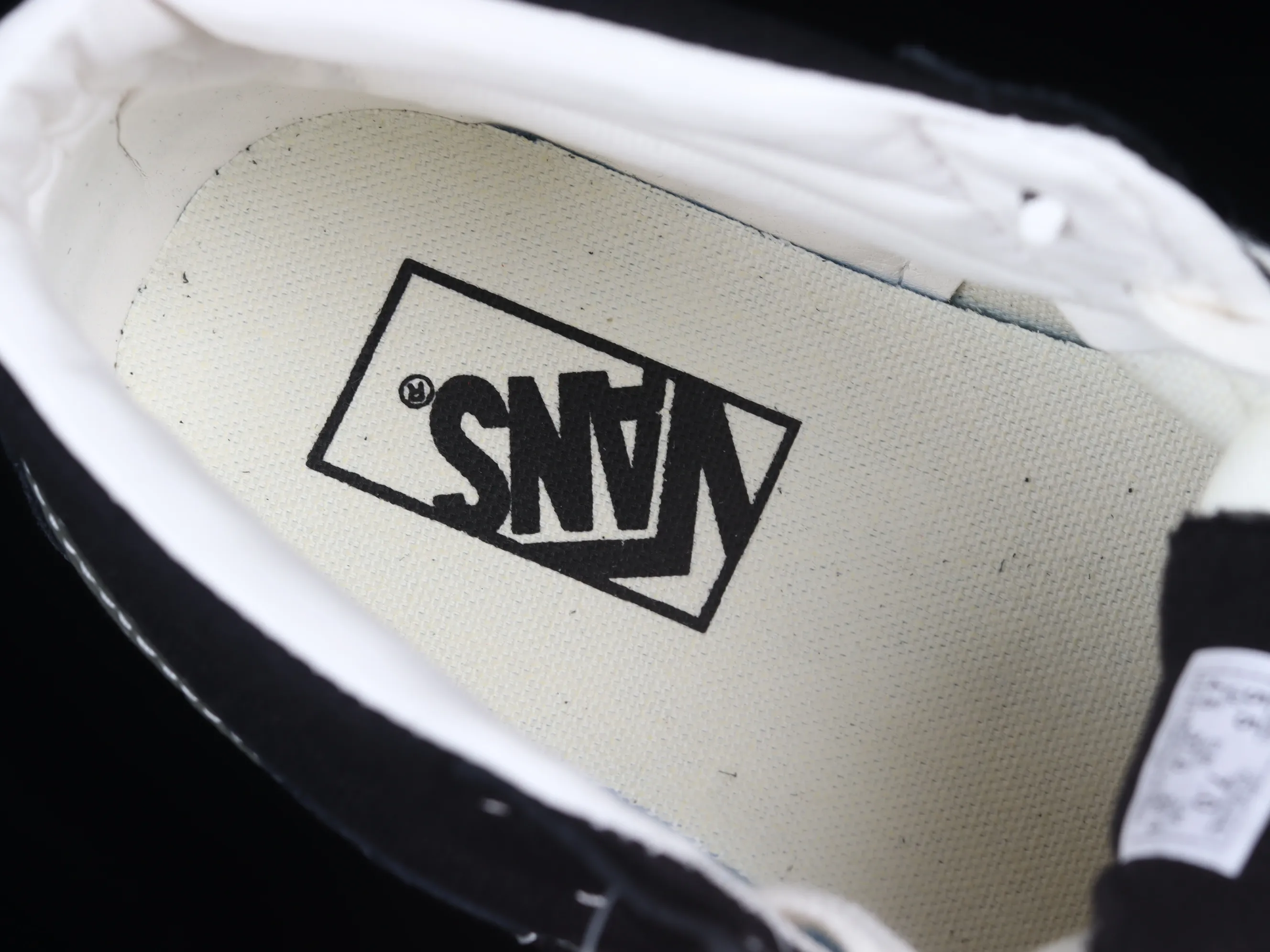All categories Vans Vans series Vans Mid Vans China Vans SK8-Hi Vans olive green side stripes classic mid-top skateboard shoes VN0A391F0XB